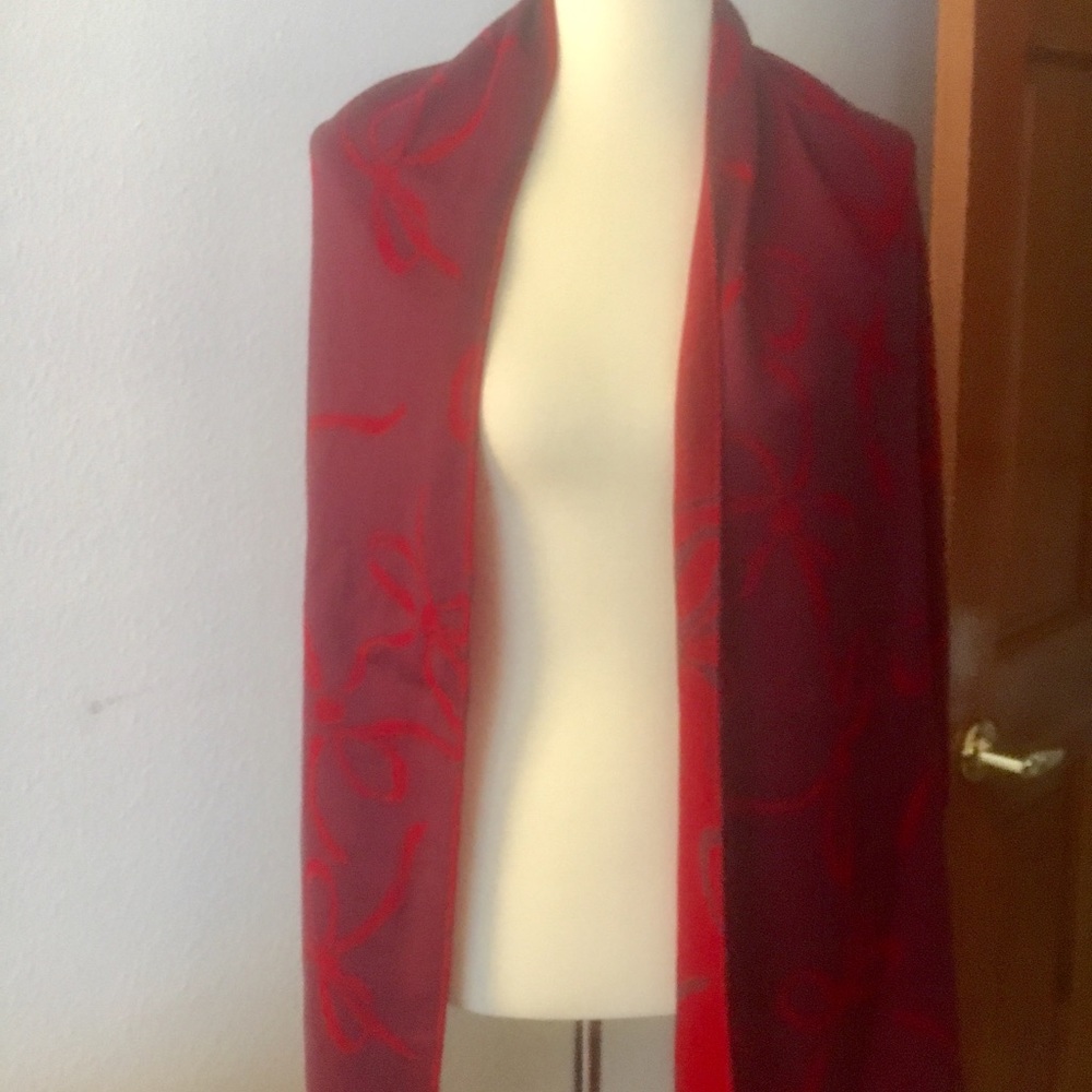 Reversible Scarf - Picture 3 of 3